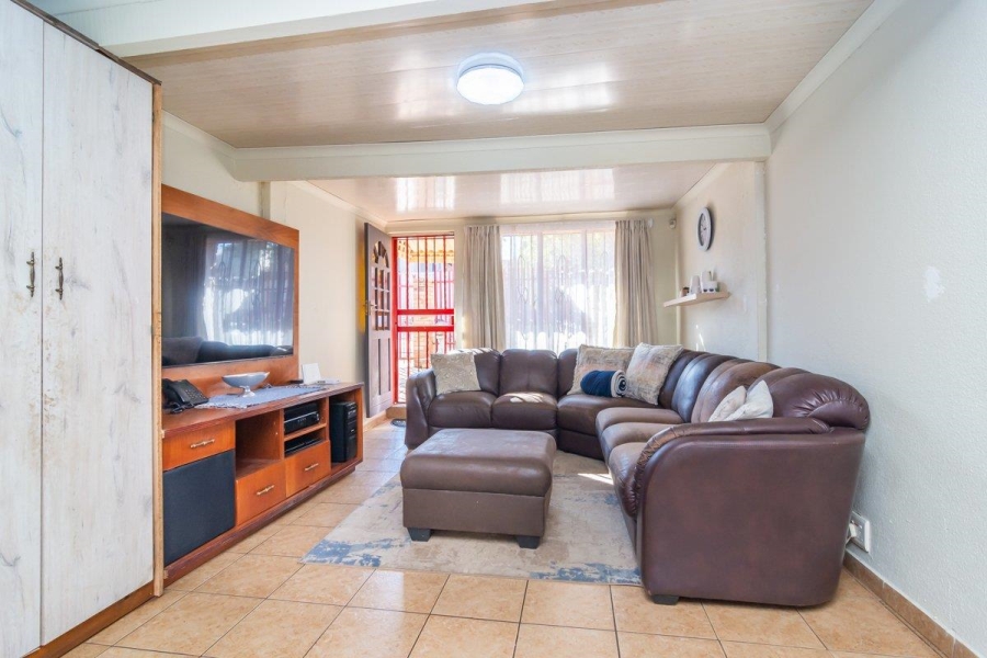 3 Bedroom Property for Sale in Groblerpark Gauteng