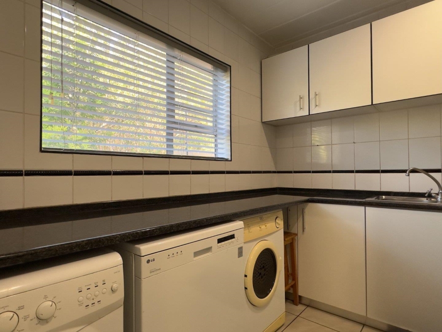 4 Bedroom Property for Sale in Glenvista Gauteng