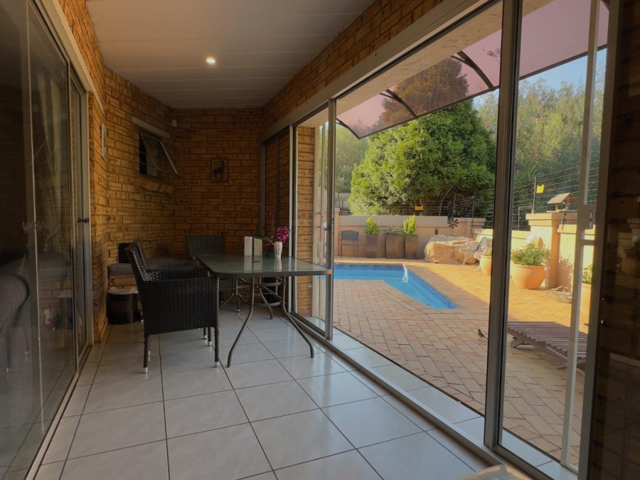 4 Bedroom Property for Sale in Glenvista Gauteng