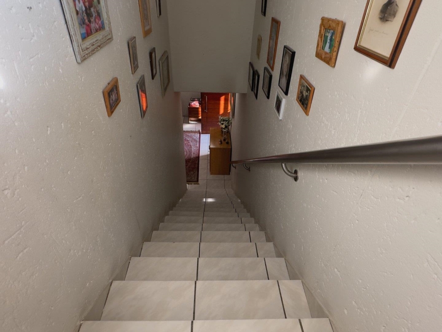4 Bedroom Property for Sale in Glenvista Gauteng