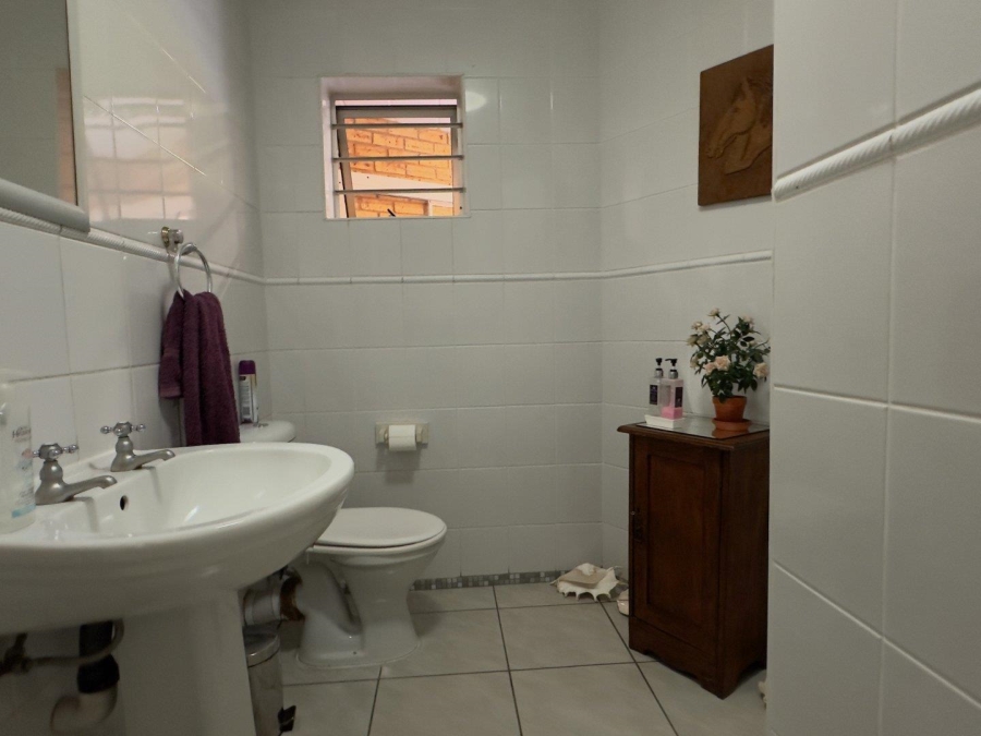 4 Bedroom Property for Sale in Glenvista Gauteng