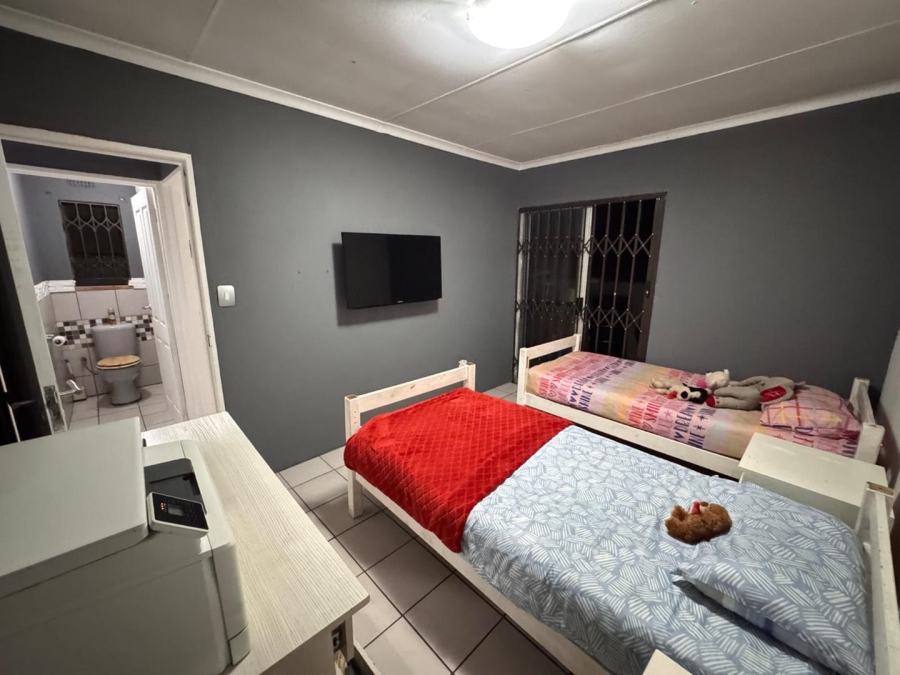 3 Bedroom Property for Sale in Roodekop Gauteng