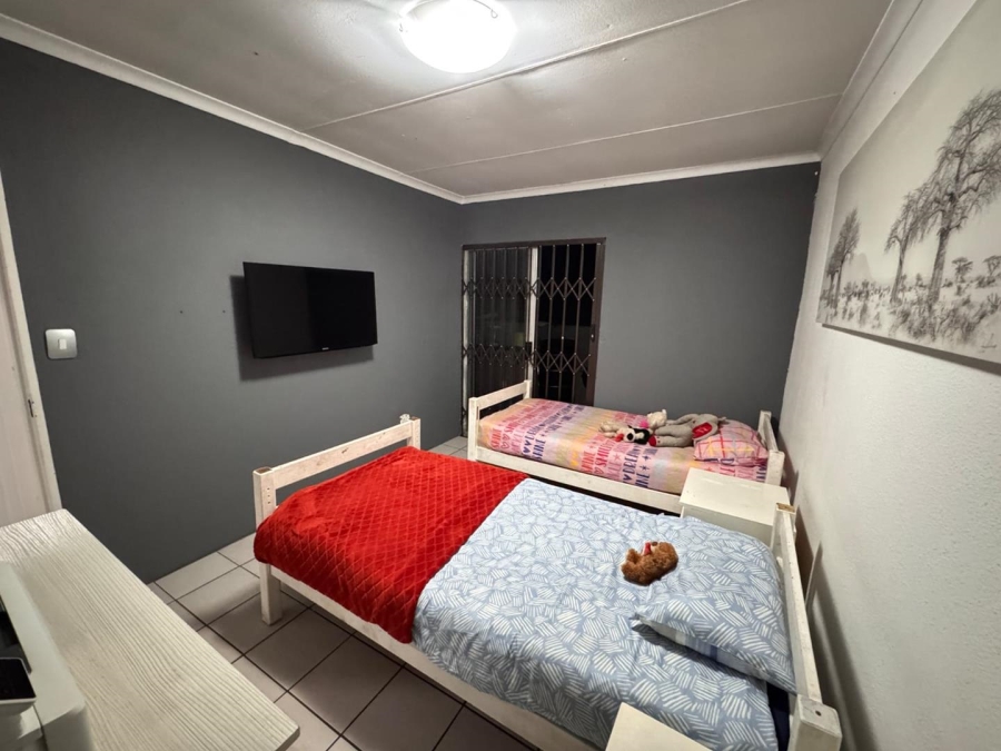 3 Bedroom Property for Sale in Roodekop Gauteng