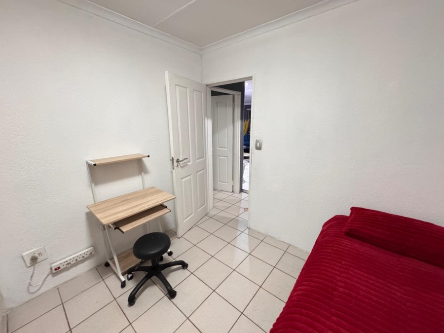 3 Bedroom Property for Sale in Roodekop Gauteng