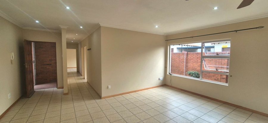 3 Bedroom Property for Sale in New Redruth Gauteng