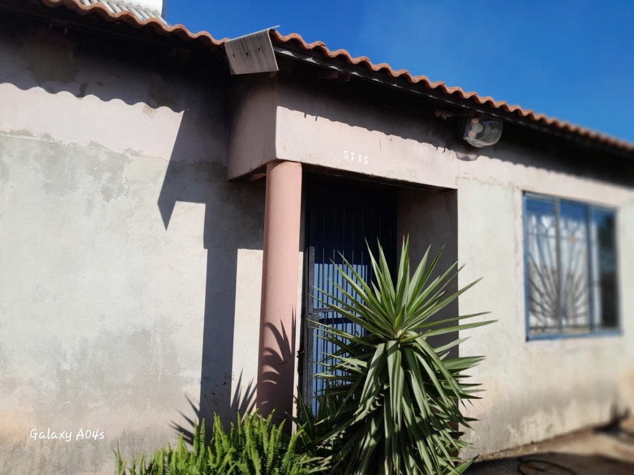 2 Bedroom Property for Sale in Lehae Gauteng