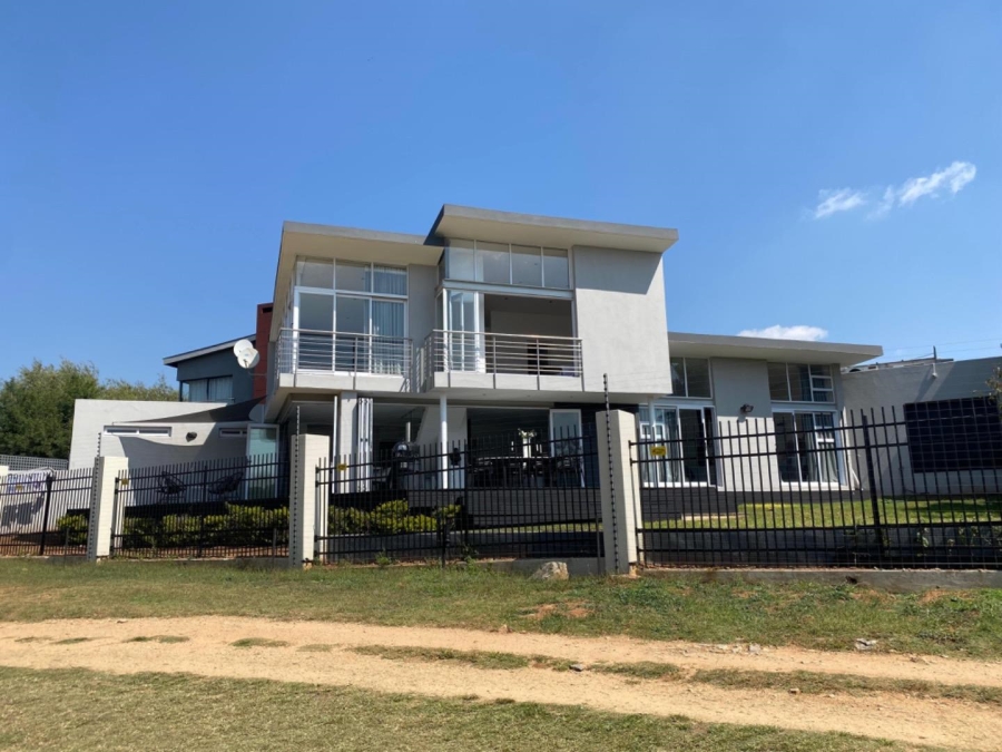 To Let 4 Bedroom Property for Rent in Dainfern Gauteng