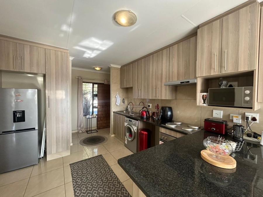 2 Bedroom Property for Sale in Brentwood Park Gauteng