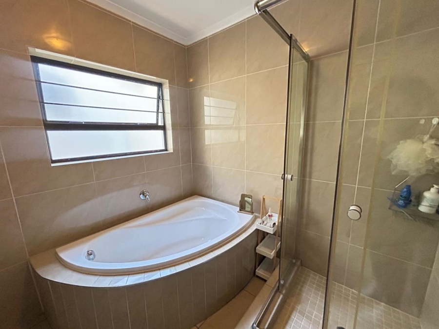 2 Bedroom Property for Sale in Brentwood Park Gauteng