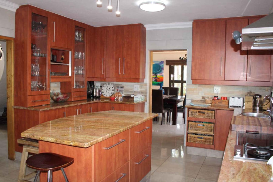 5 Bedroom Property for Sale in Blue Saddle Ranches Gauteng