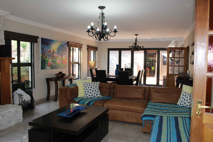 5 Bedroom Property for Sale in Blue Saddle Ranches Gauteng