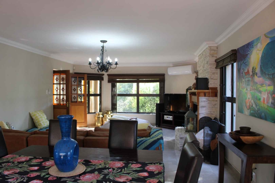 5 Bedroom Property for Sale in Blue Saddle Ranches Gauteng