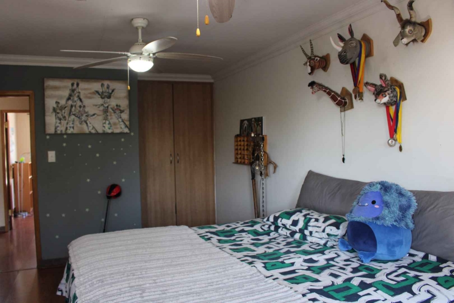 5 Bedroom Property for Sale in Blue Saddle Ranches Gauteng