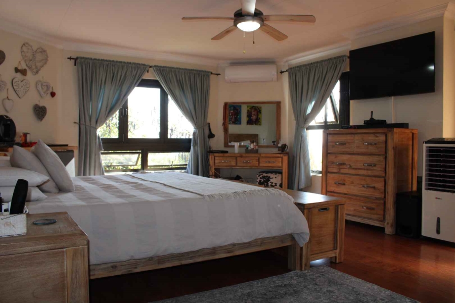 5 Bedroom Property for Sale in Blue Saddle Ranches Gauteng