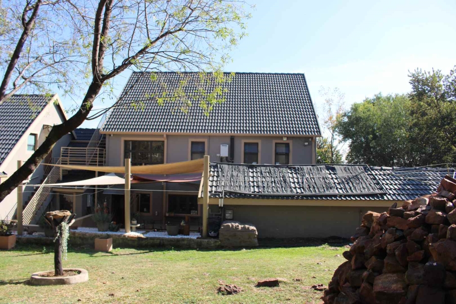 5 Bedroom Property for Sale in Blue Saddle Ranches Gauteng