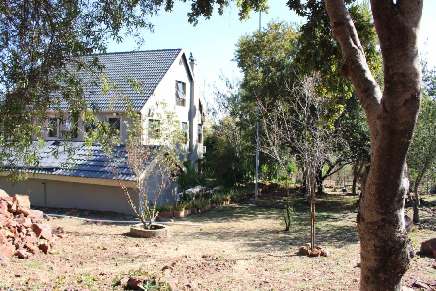 5 Bedroom Property for Sale in Blue Saddle Ranches Gauteng