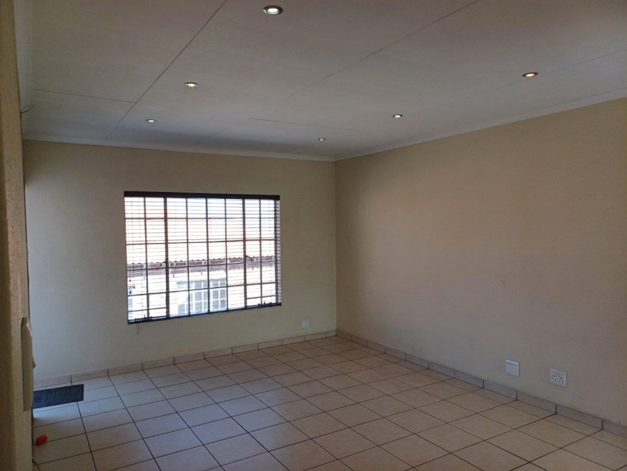 2 Bedroom Property for Sale in Winchester Hills Gauteng