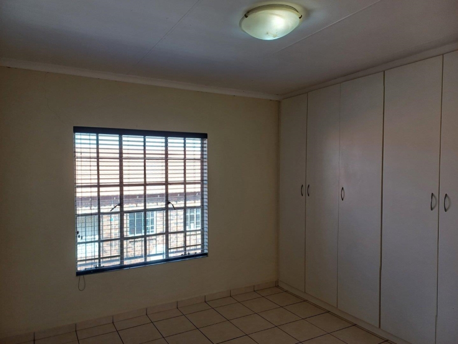 2 Bedroom Property for Sale in Winchester Hills Gauteng