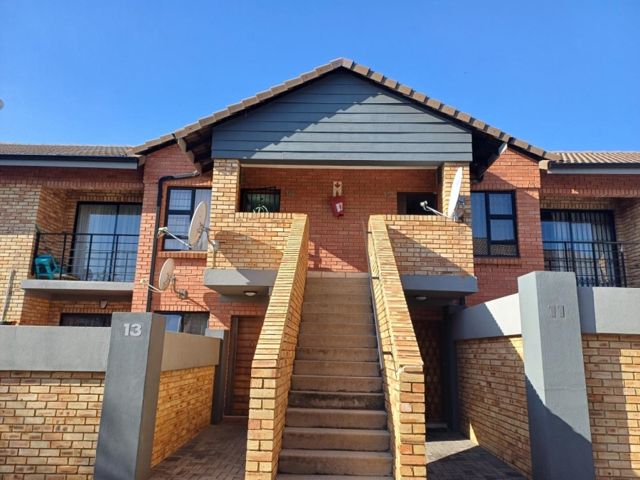 2 Bedroom Property for Sale in Meyersdal Gauteng