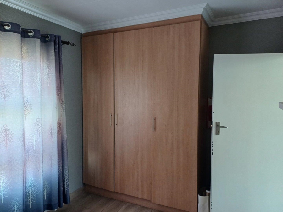2 Bedroom Property for Sale in Meyersdal Gauteng