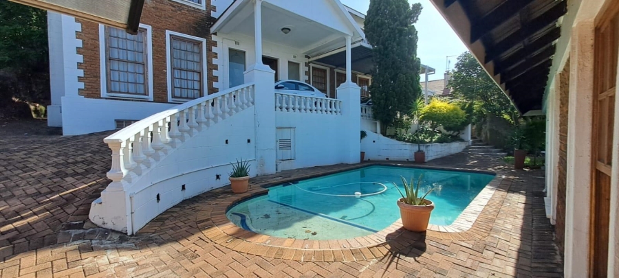 4 Bedroom Property for Sale in Glenvista Gauteng