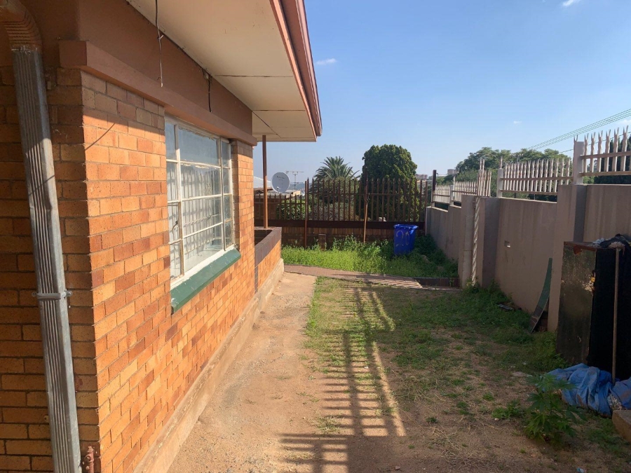 2 Bedroom Property for Sale in Townsview Gauteng