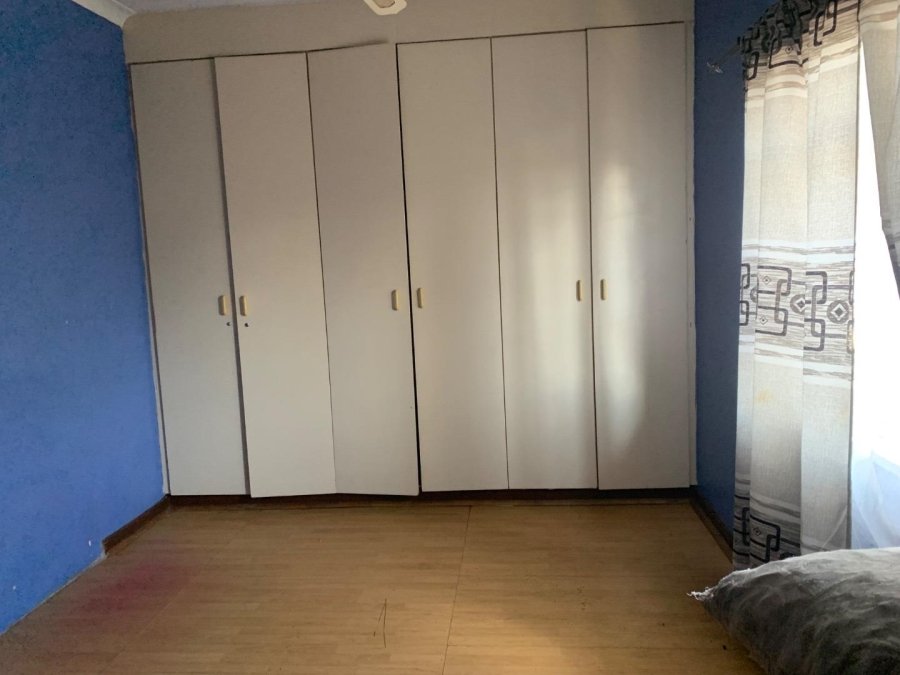 2 Bedroom Property for Sale in Townsview Gauteng