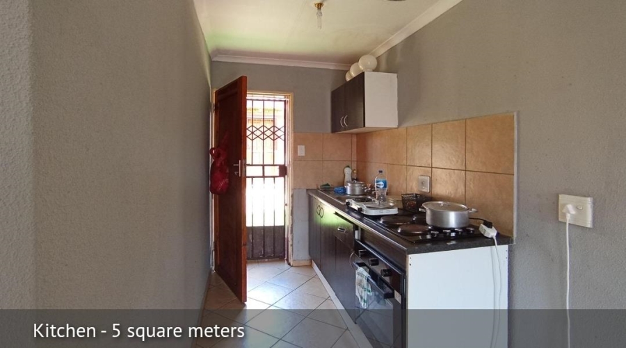 2 Bedroom Property for Sale in Olievenhoutbosch Gauteng