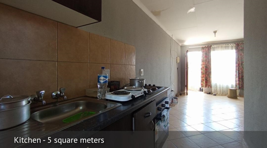 2 Bedroom Property for Sale in Olievenhoutbosch Gauteng