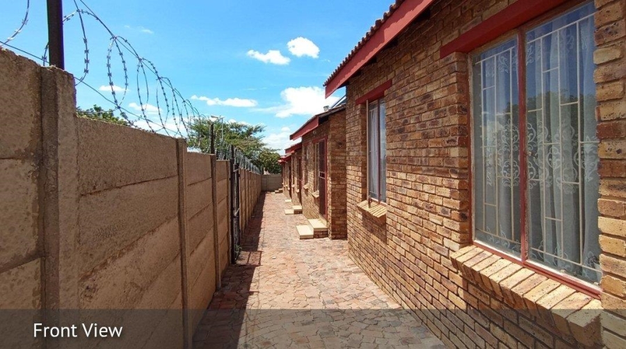 2 Bedroom Property for Sale in Olievenhoutbosch Gauteng