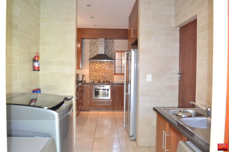 4 Bedroom Property for Sale in Thatchfield Estate Gauteng