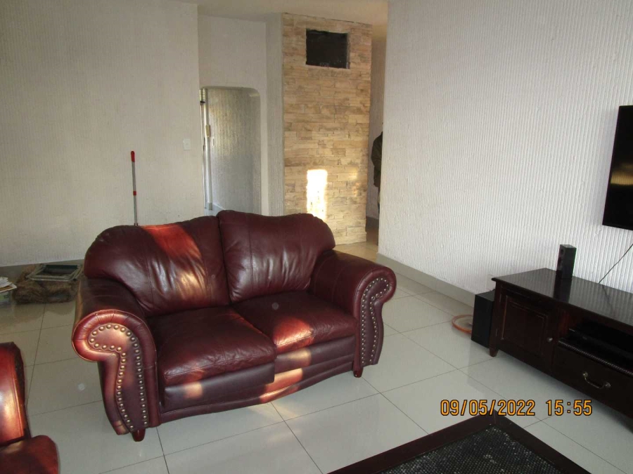 2 Bedroom Property for Sale in Bramley Park Gauteng