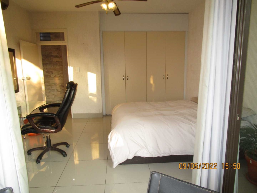 2 Bedroom Property for Sale in Bramley Park Gauteng