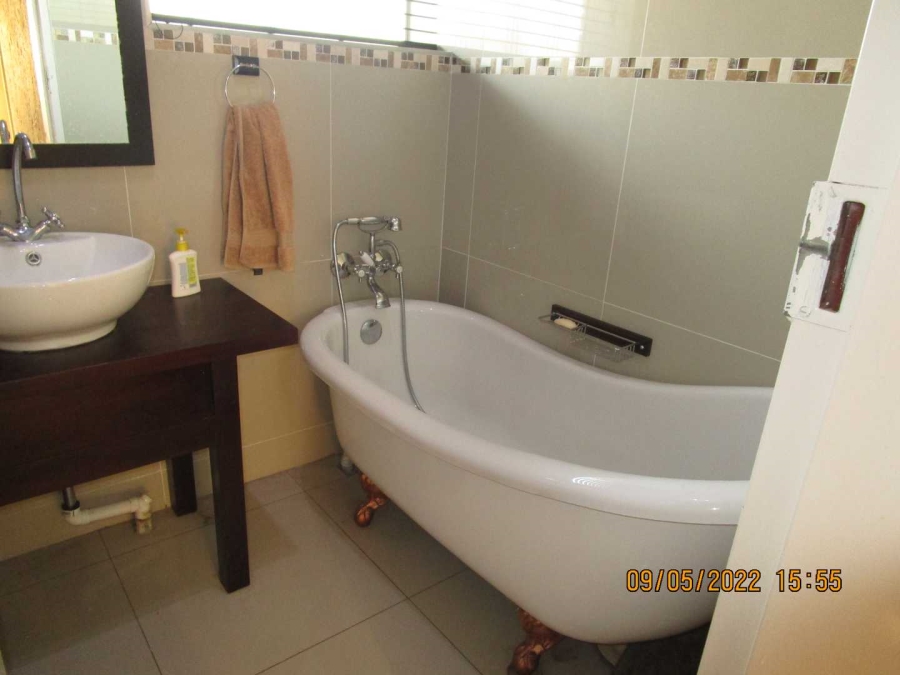 2 Bedroom Property for Sale in Bramley Park Gauteng