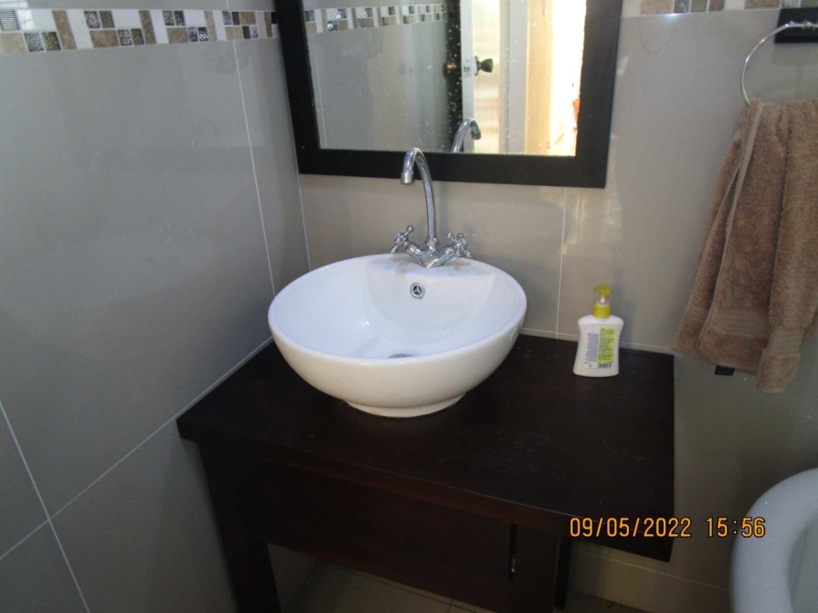 2 Bedroom Property for Sale in Bramley Park Gauteng