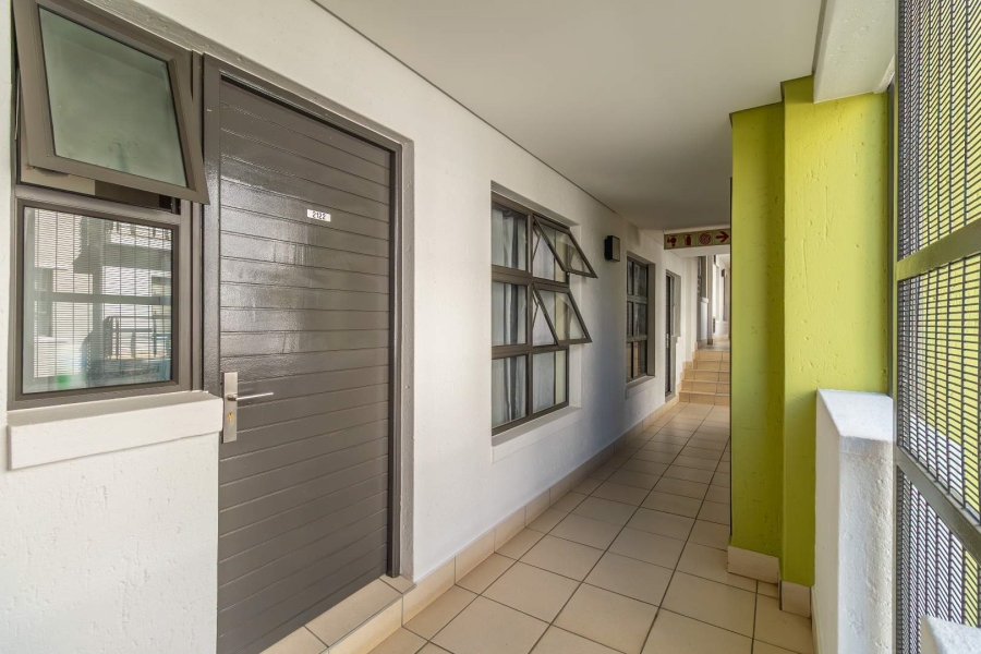 1 Bedroom Property for Sale in Edenburg Gauteng