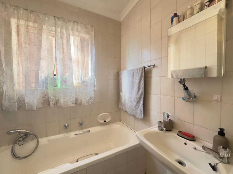 3 Bedroom Property for Sale in Moreleta Park Gauteng