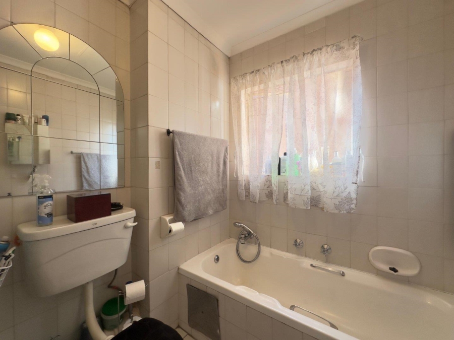 3 Bedroom Property for Sale in Moreleta Park Gauteng