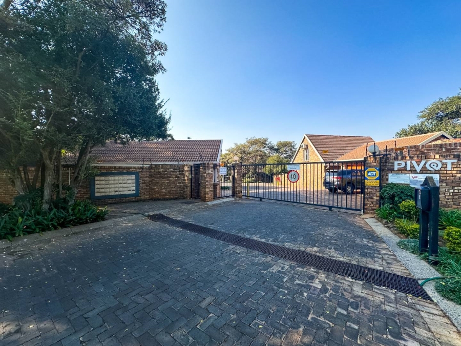 3 Bedroom Property for Sale in Wapadrand Gauteng