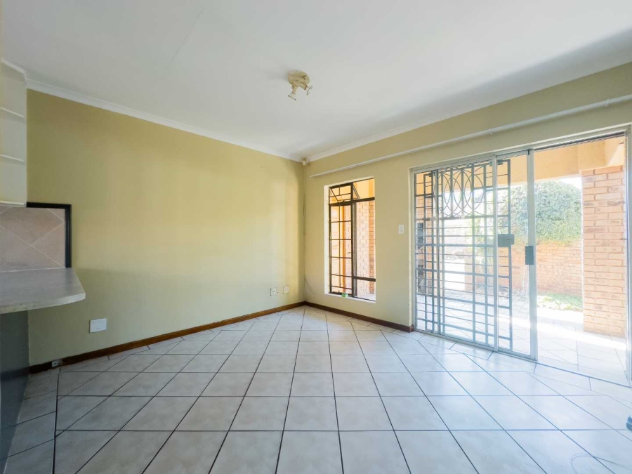 2 Bedroom Property for Sale in Equestria Gauteng