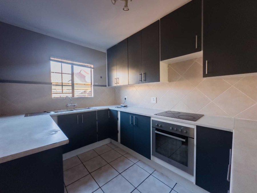 2 Bedroom Property for Sale in Equestria Gauteng