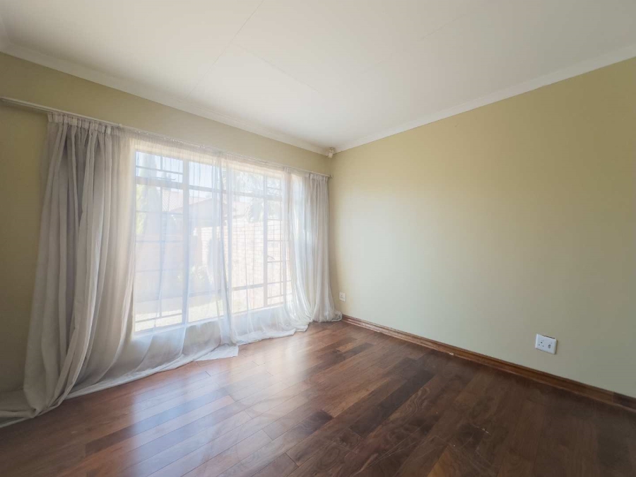 2 Bedroom Property for Sale in Equestria Gauteng