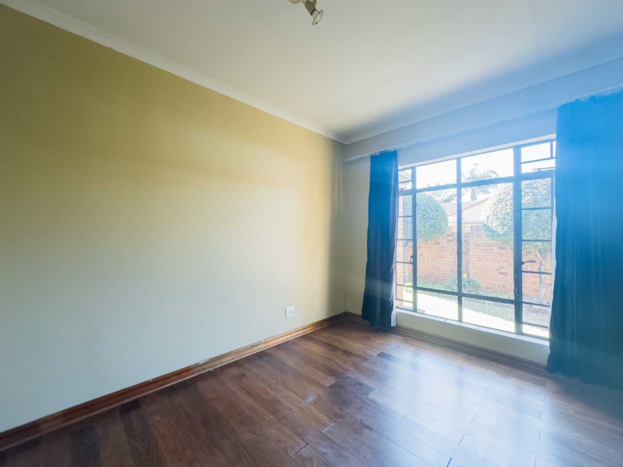 2 Bedroom Property for Sale in Equestria Gauteng