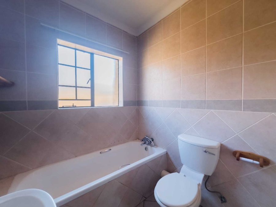 2 Bedroom Property for Sale in Equestria Gauteng