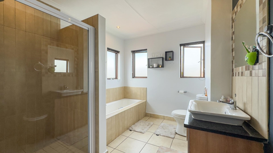 3 Bedroom Property for Sale in Midlands Estate Gauteng