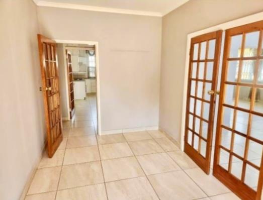 To Let 3 Bedroom Property for Rent in Cyrildene Gauteng