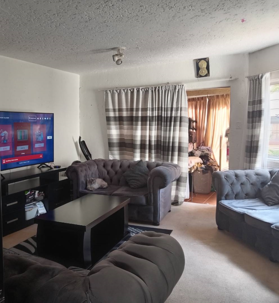 To Let 2 Bedroom Property for Rent in Bedfordview Gauteng