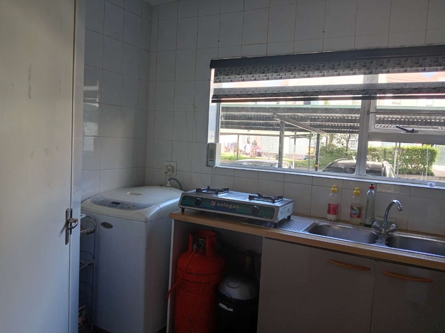 To Let 2 Bedroom Property for Rent in Bedfordview Gauteng
