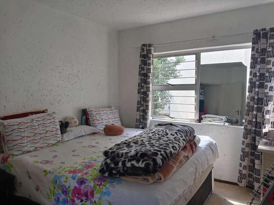 To Let 2 Bedroom Property for Rent in Bedfordview Gauteng