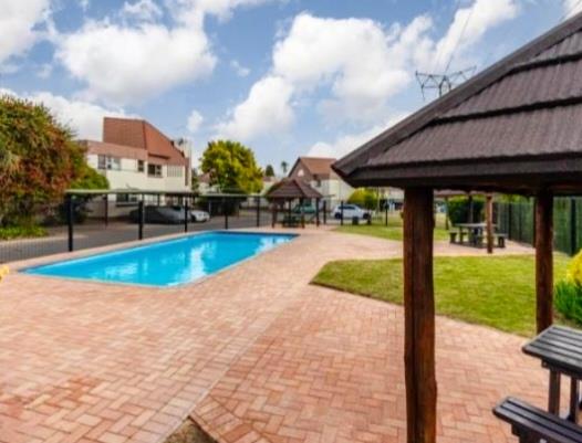 To Let 2 Bedroom Property for Rent in Bedfordview Gauteng